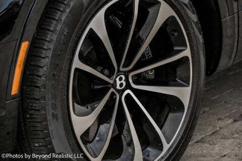 2024 Bentley Bentayga Hybrid