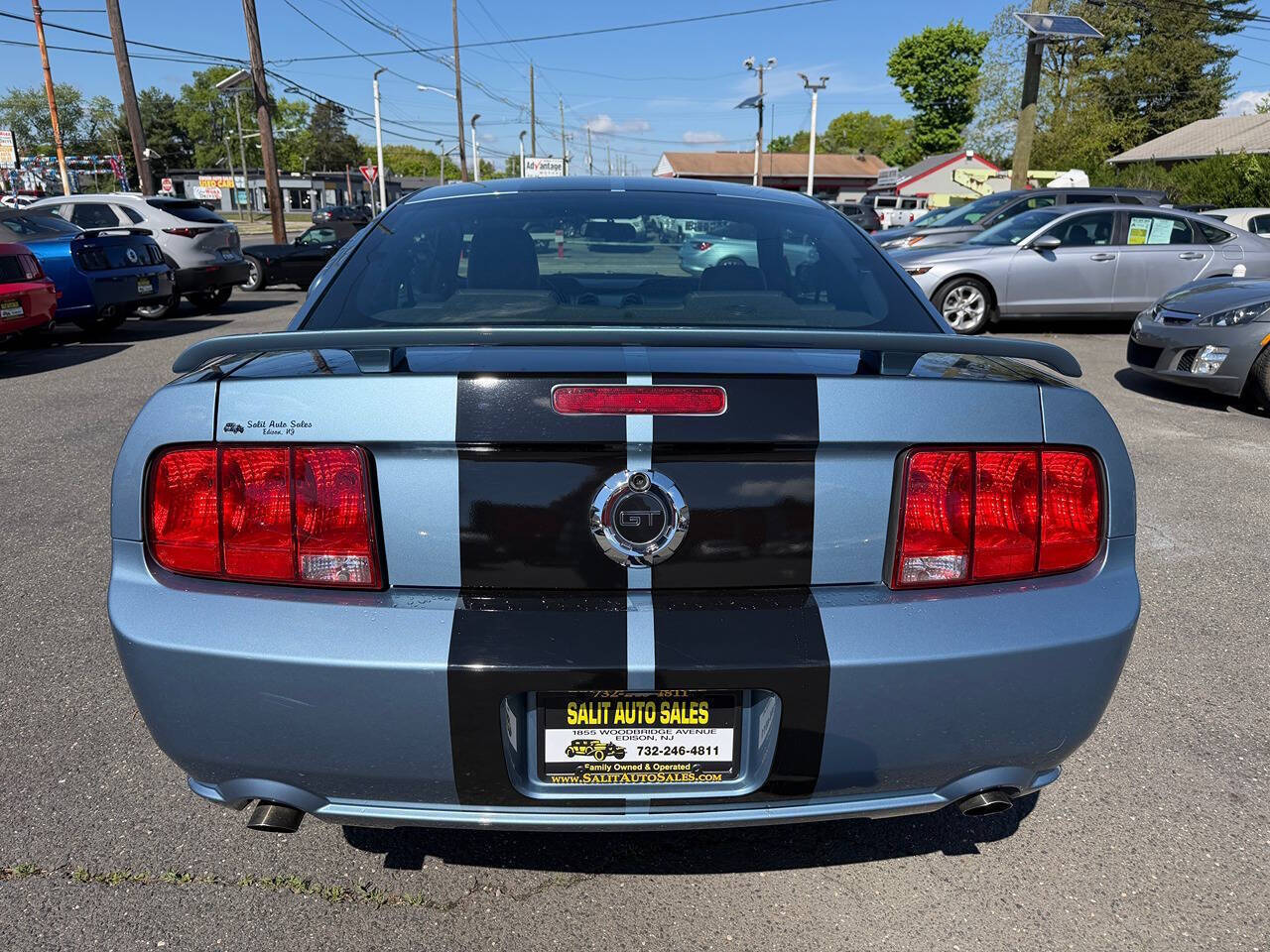 2005 Ford Mustang 27