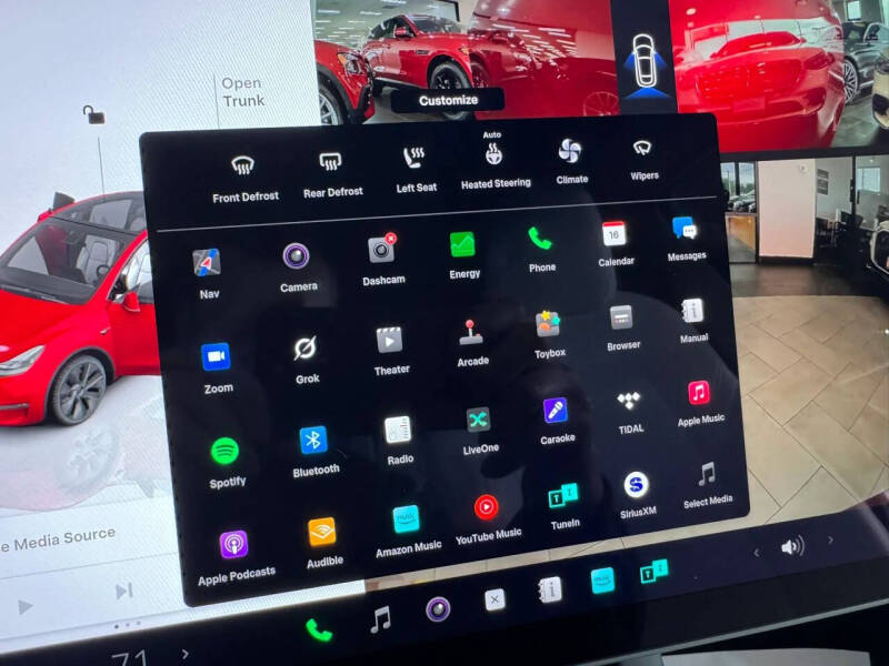 2024 Tesla Model Y Long Range