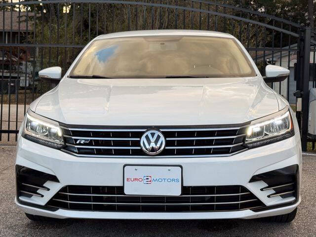 2017 Volkswagen Passat 1.8T R-Line