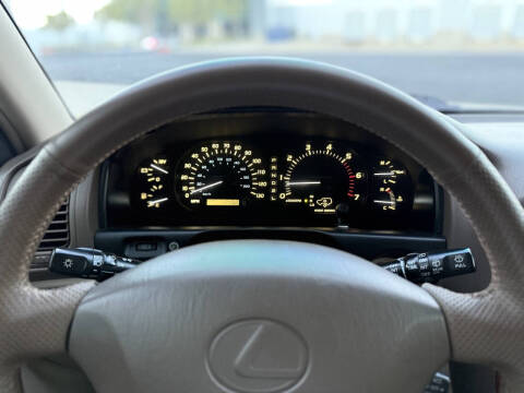 1999 Lexus LX 470