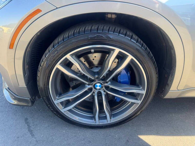 2015 BMW X6 M