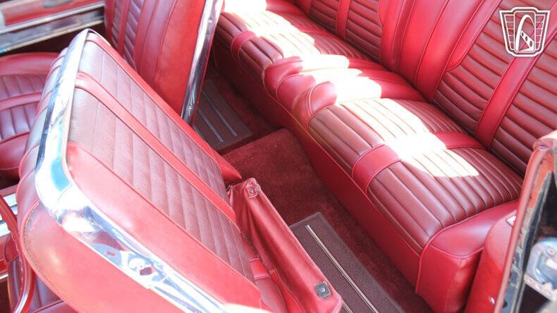 1962 Oldsmobile Starfire