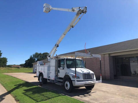 2004 Freightliner M2 106