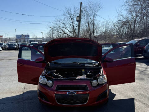 2015 Chevrolet Sonic LT Auto