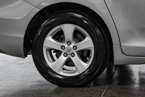 2012 Toyota Sienna LE 8-Passenger