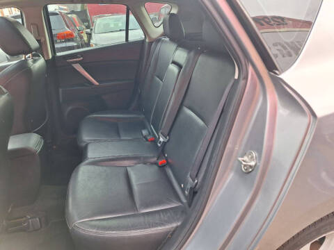 2013 Mazda MAZDA3 i Grand Touring