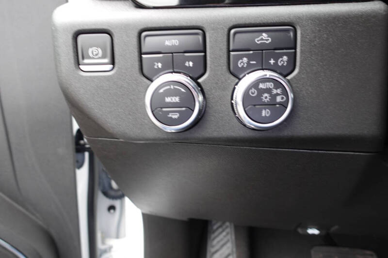 2023 GMC Sierra 1500 Elevation Standard