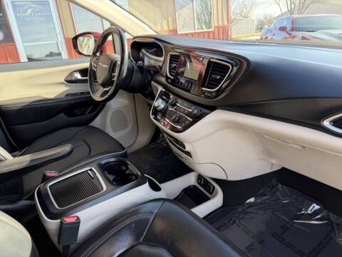 2018 Chrysler Pacifica Touring L Plus