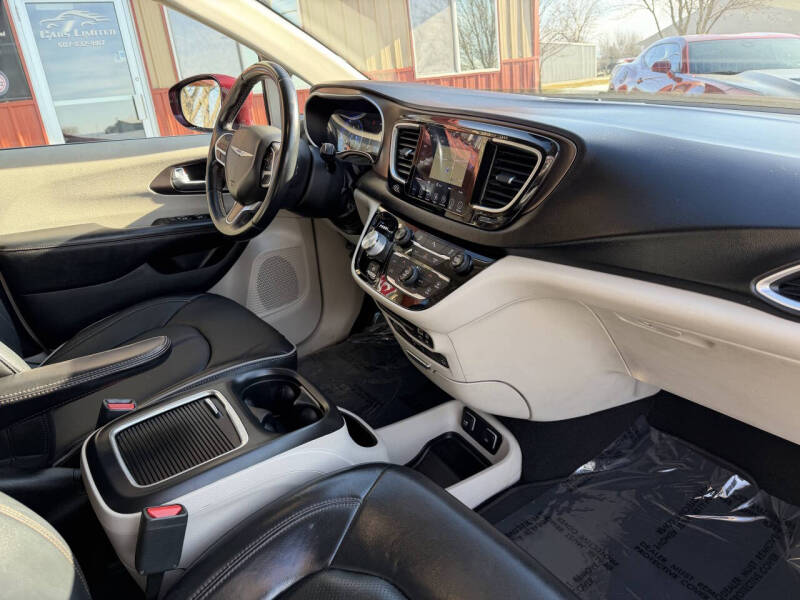 2018 Chrysler Pacifica Touring L Plus