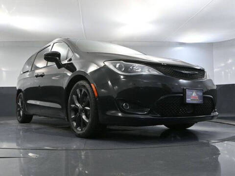 2019 Chrysler Pacifica Touring L Plus