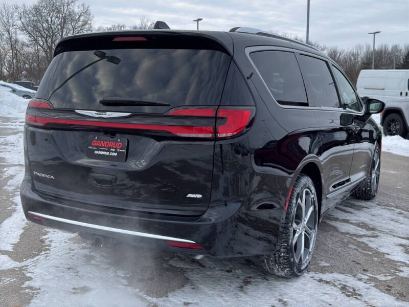 2026 Chrysler Pacifica Pinnacle