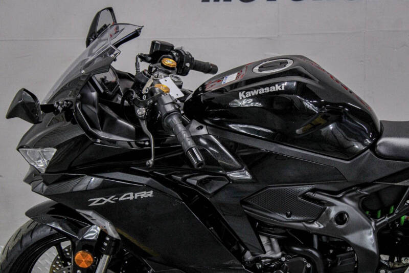 2024 Kawasaki Ninja ZX-4RR ABS