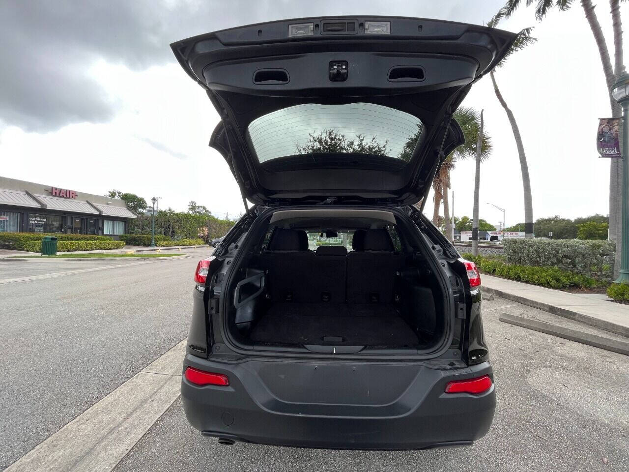 2018 Jeep Cherokee for sale at JT AUTO INC in Oakland Park, FL