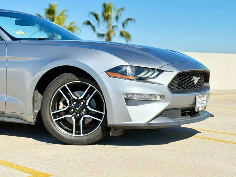 2020 Ford Mustang