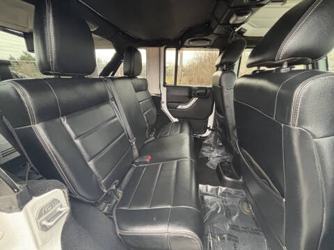 2012 Jeep Wrangler Unlimited Sahara