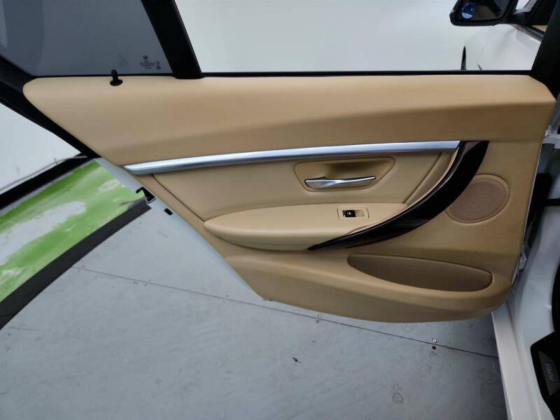 2016 BMW 3 Series 328i