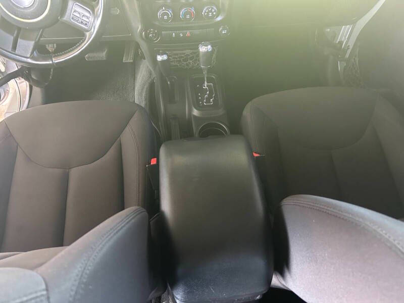 2015 Jeep Wrangler Unlimited Sport