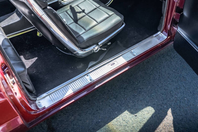 1966 Ford Thunderbird