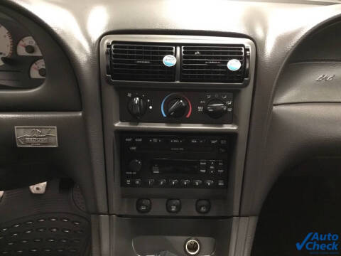 2002 Ford Mustang GT Deluxe