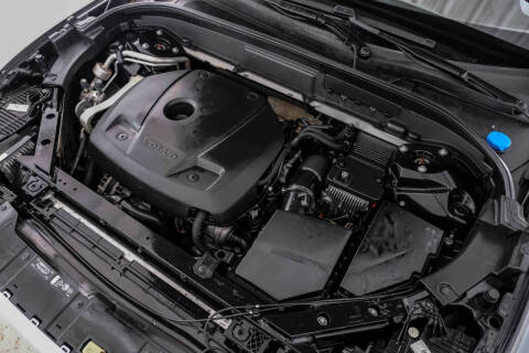 2021 Volvo XC60 T5 Momentum