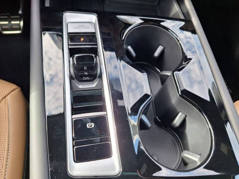 2026 Volkswagen Atlas Cross Sport SEL R-Line Black 4Motion