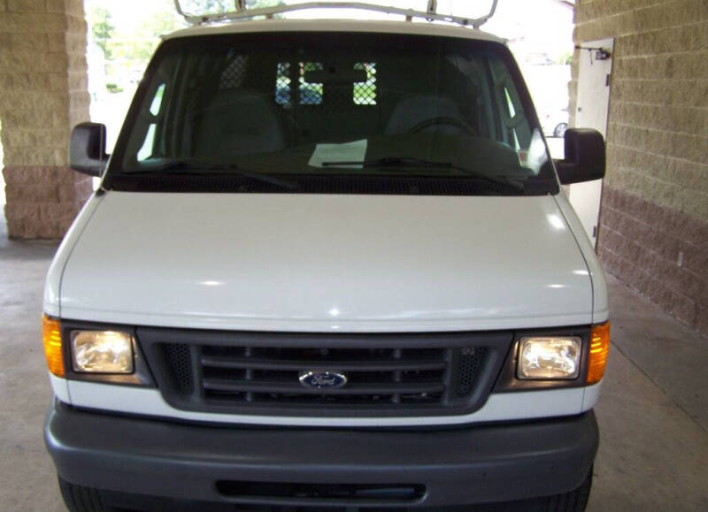 2005 Ford E-Series E-350 SD
