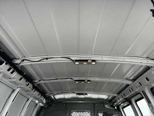 2017 Chevrolet Express 2500