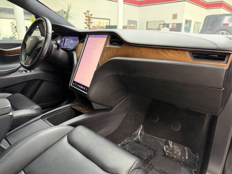 2020 Tesla Model X
