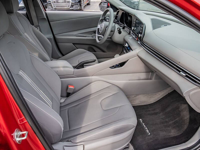 2023 Hyundai Elantra