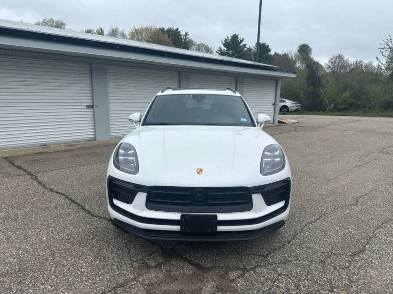 2026 Porsche Macan