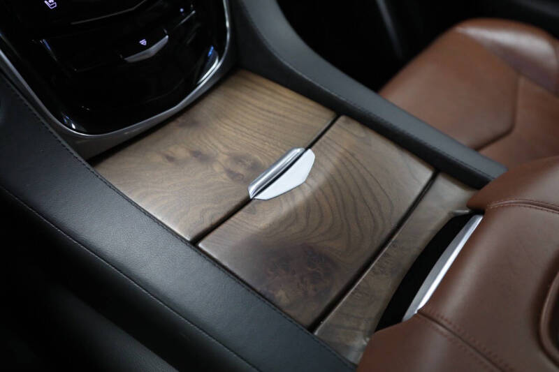 2020 Cadillac Escalade ESV Premium Luxury