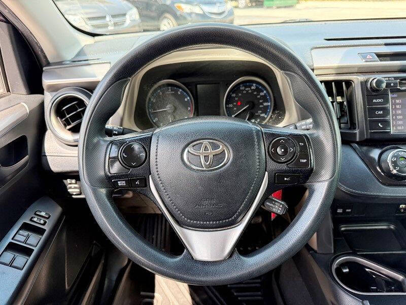2017 Toyota RAV4 LE