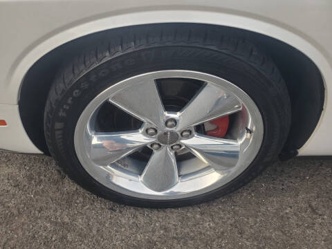 2015 Dodge Challenger R/T Plus