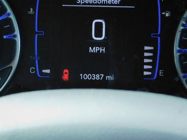 2020 Chrysler Voyager LXi