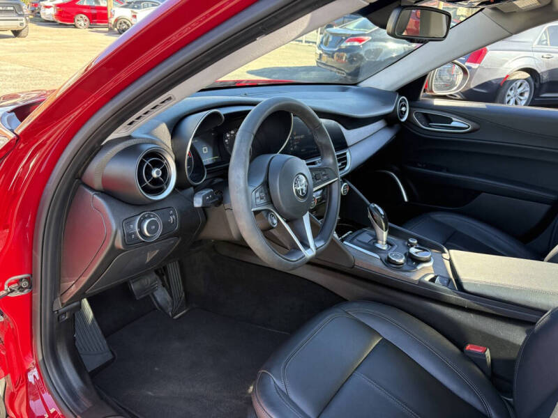 2017 Alfa Romeo Giulia Ti