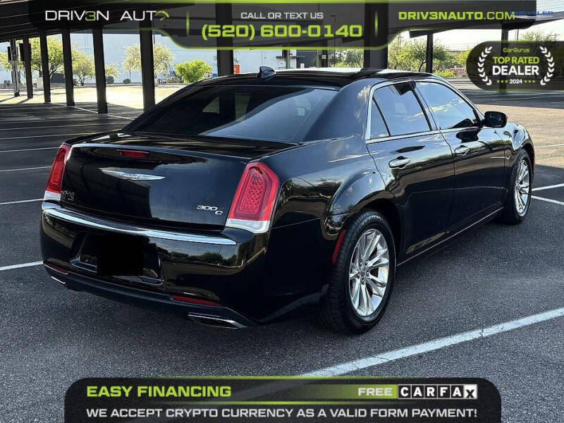 2017 Chrysler 300 C