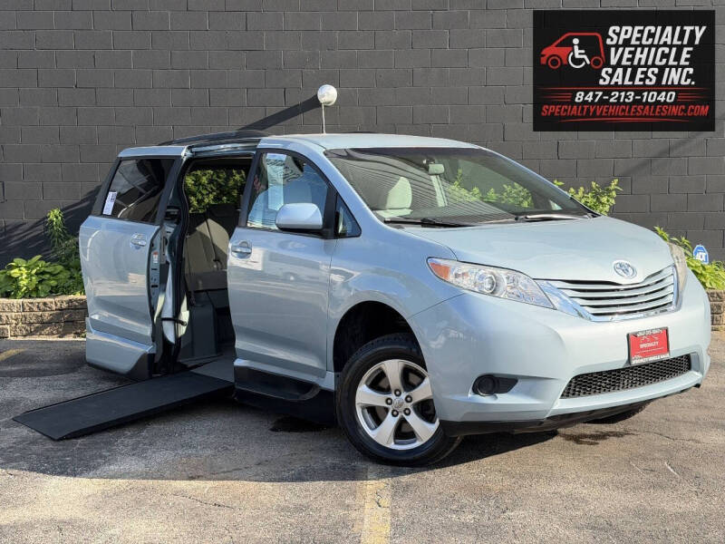 2015 Toyota Sienna LE Mobility 7-Passenger