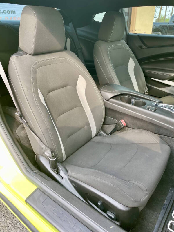 2019 Chevrolet Camaro LT