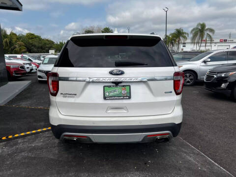 2017 Ford Explorer Platinum