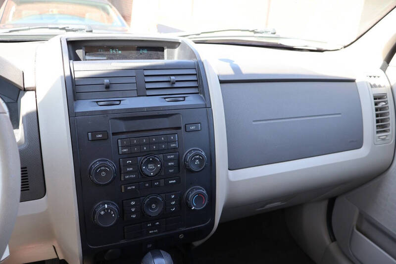 2011 Ford Escape XLS