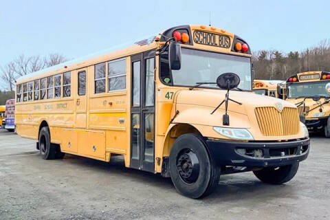 2010 IC Bus CE Series