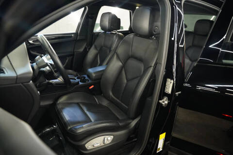 2018 Porsche Macan S