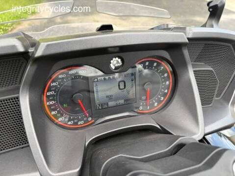 2017 Can-Am SPYDER F3-T SE6