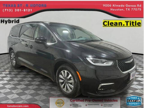 2024 Chrysler Pacifica Plug-In Hybrid Select