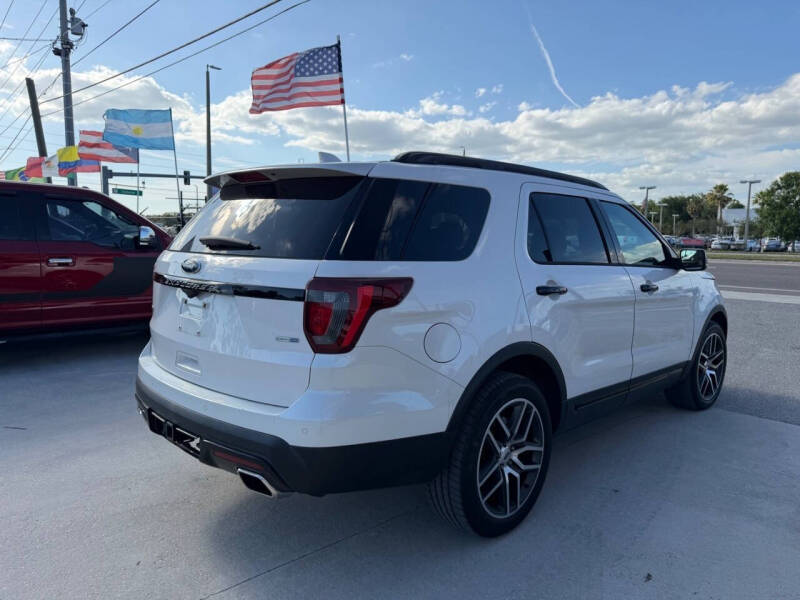 2017 Ford Explorer Sport