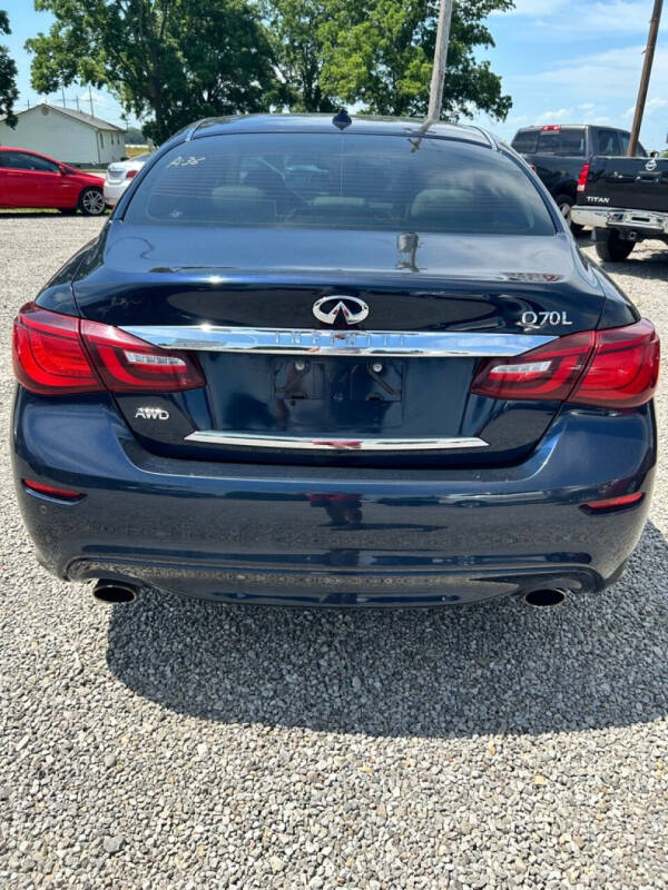 2015 INFINITI Q70L 3.7 photo 4