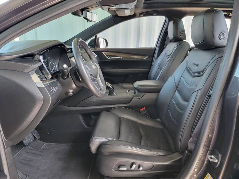 2017 Cadillac XT5 Platinum