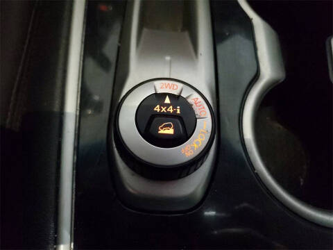 2017 Nissan Pathfinder SV