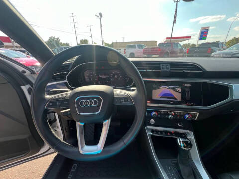 2020 Audi Q3 quattro S line Premium 45 TFSI